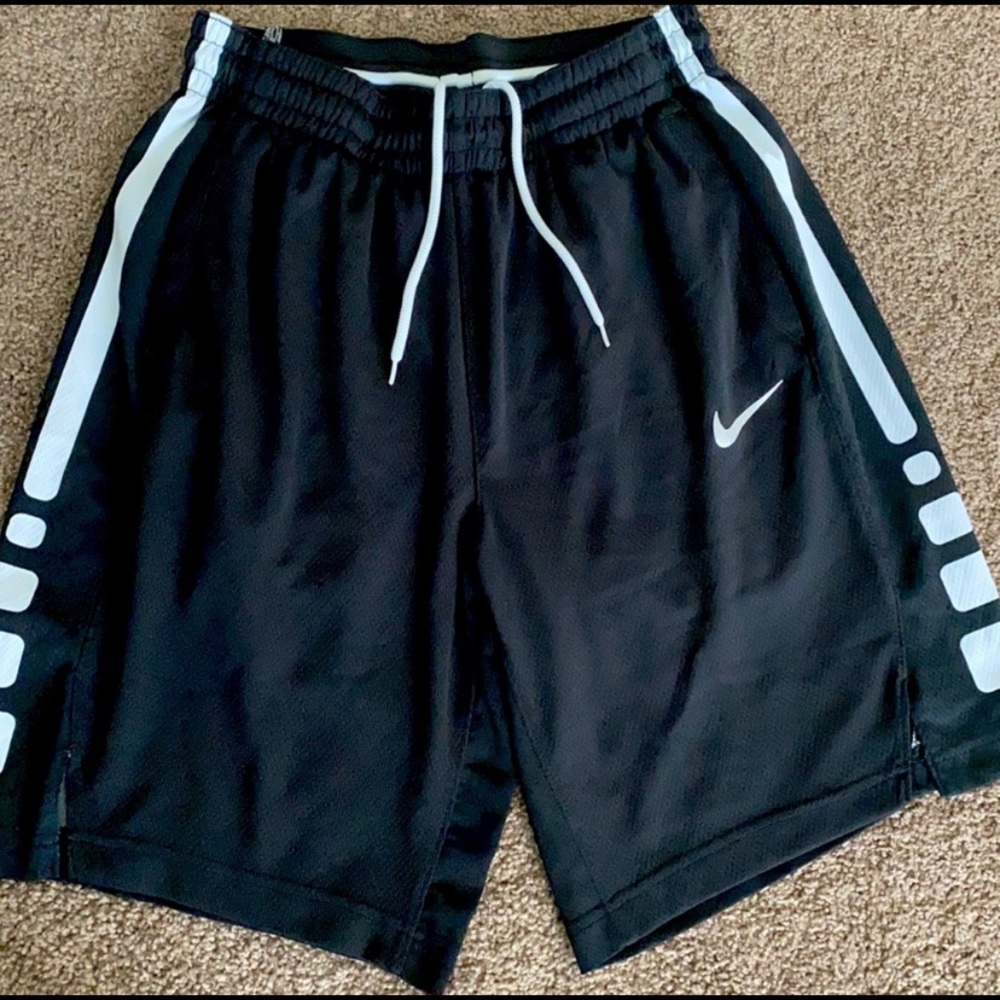 Nike Men’s Elite Shorts